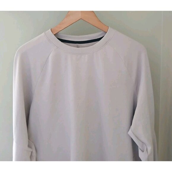 ON Running Cloud Movement Sweatshirt - Picture 2 of 12